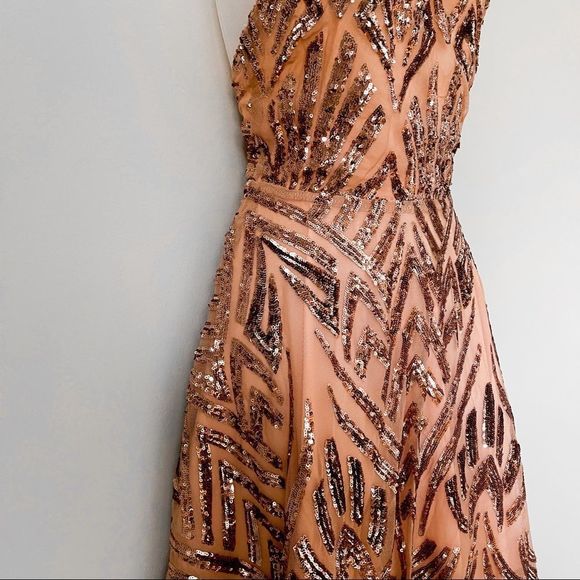 🔸 Beautiful Sparkly Sequin A Line Dress - Picture 4 of 10